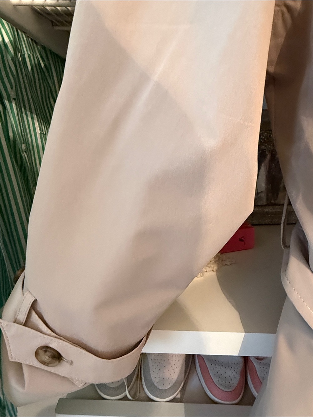 H&M Light Blush Double-Breasted Trench Coat with Waist Tie - Picture 4 of 12